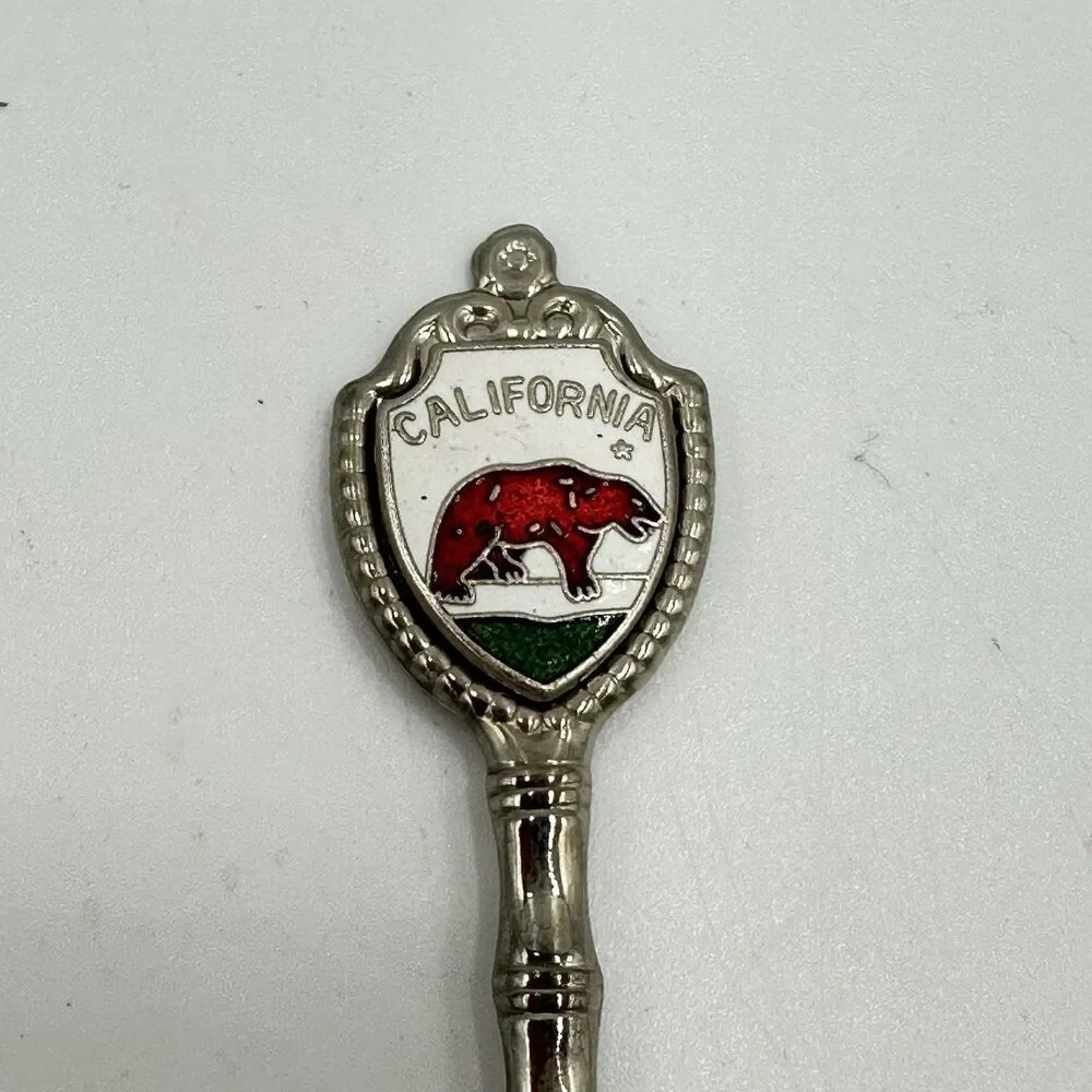 Lot of 12 Collector Souvenir Spoons US Vegas, GA, Key Largo, TX,‎ CA, FL, Jekyll